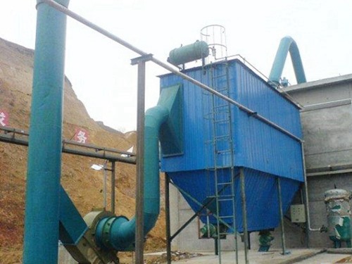 Mechanical backblow dust collector