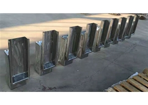 微型振動(dòng)給料機(jī)車間生產(chǎn)實(shí)景